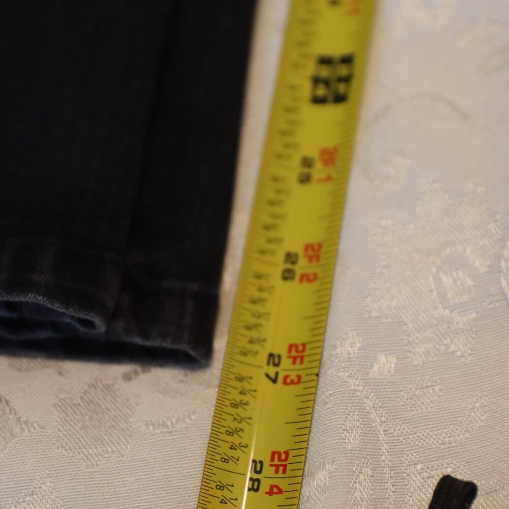 Gloria Vanderbilt Amanda Harvest Rose Black Floral Embroidered Jeans 12 Short - Picture 12 of 16